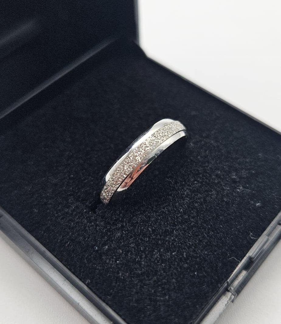 9ct White Gold Band Ring , Size J, 1.45g