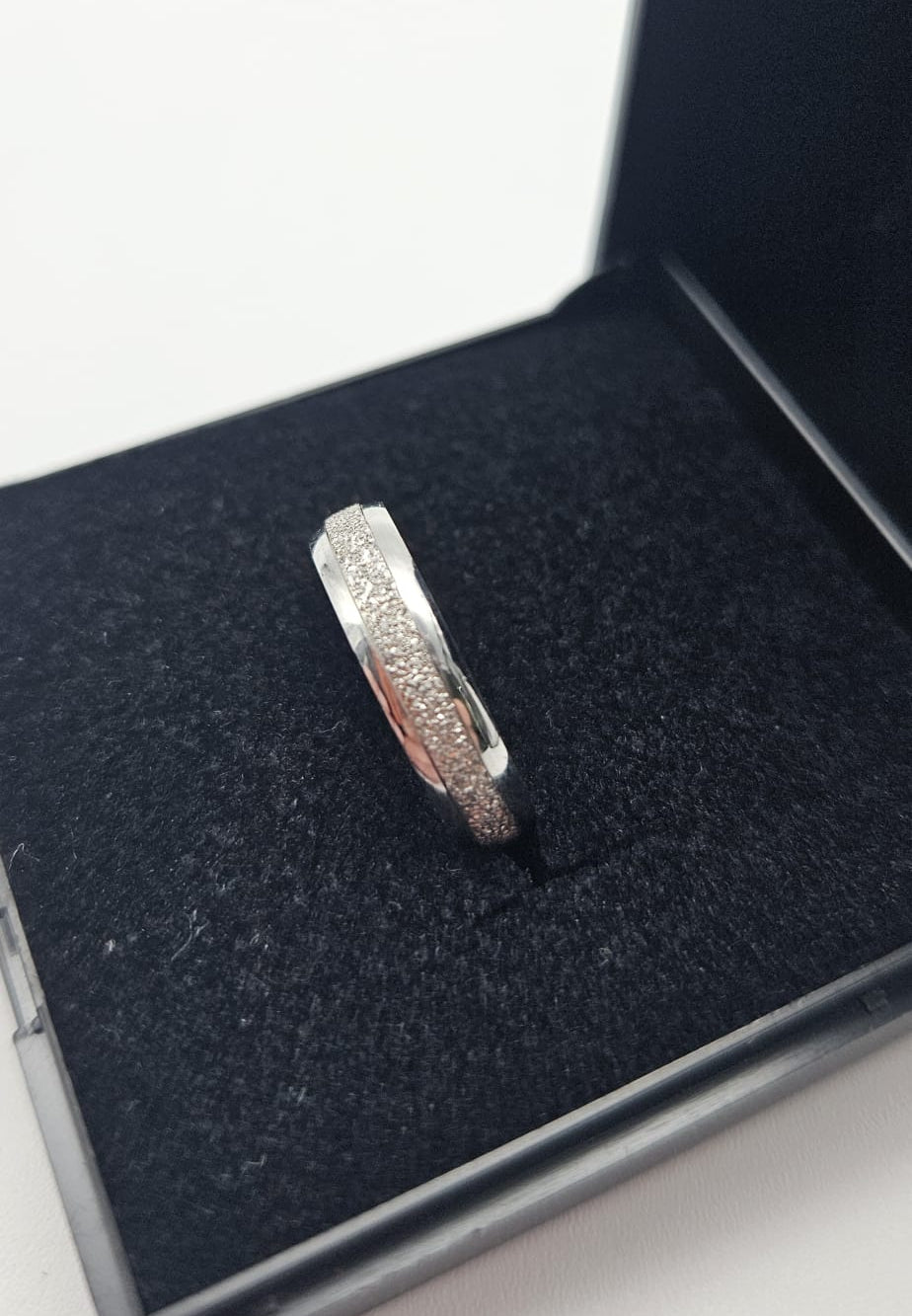 9ct White Gold Band Ring , Size J, 1.45g