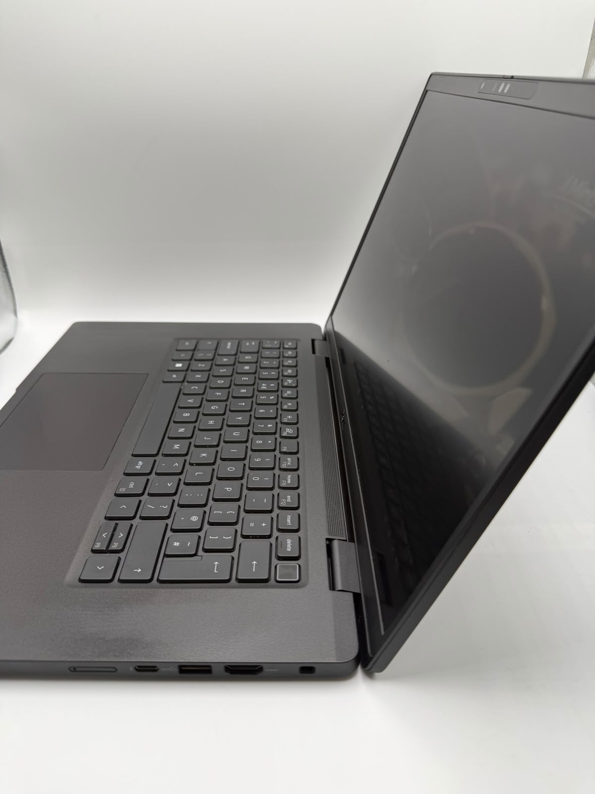 Dell Latitude 7530, Grade C.