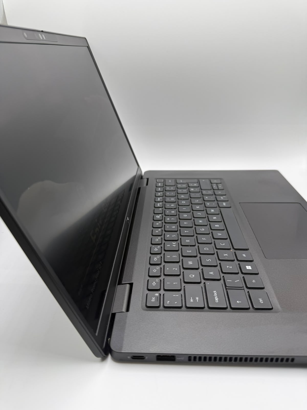 Dell Latitude 7530, Grade C.