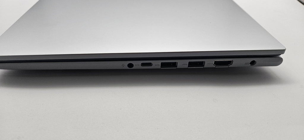 Asus Vivobook 15 , 13th Gen i3 Laptop, Grade B
