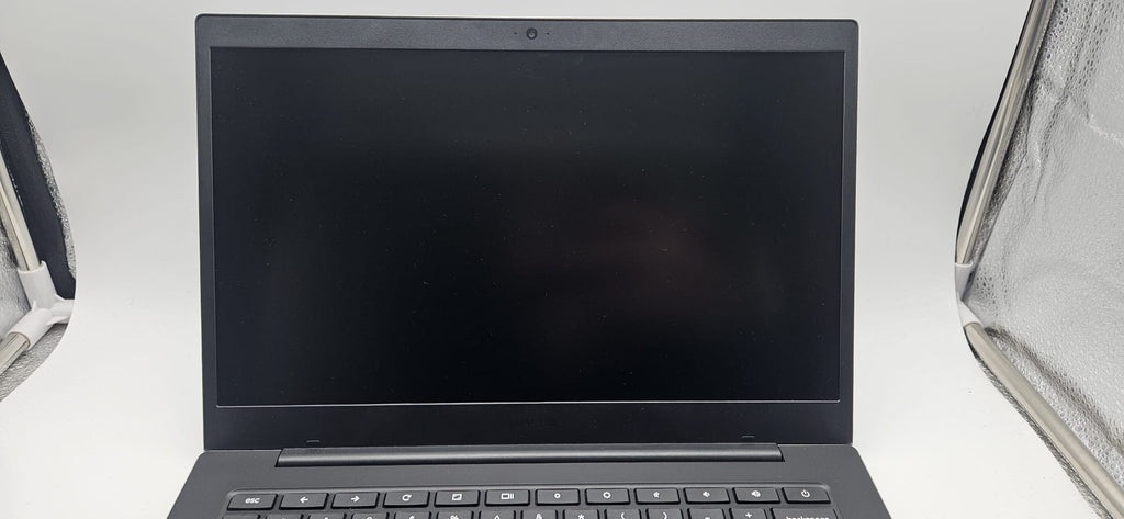 Samsung Galaxy Go Chromebook , Grade A