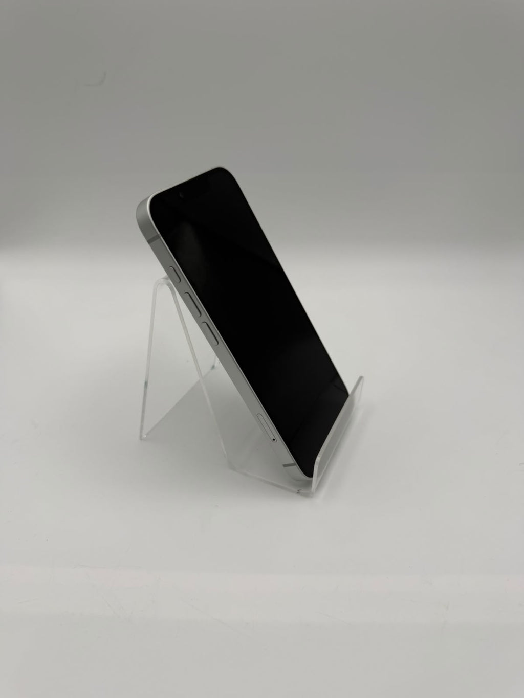 Apple iPhone 16e 128GB White, Grade B