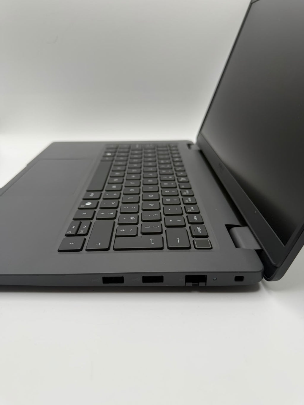 Dell Latitude 3450 512GB, Grade B.