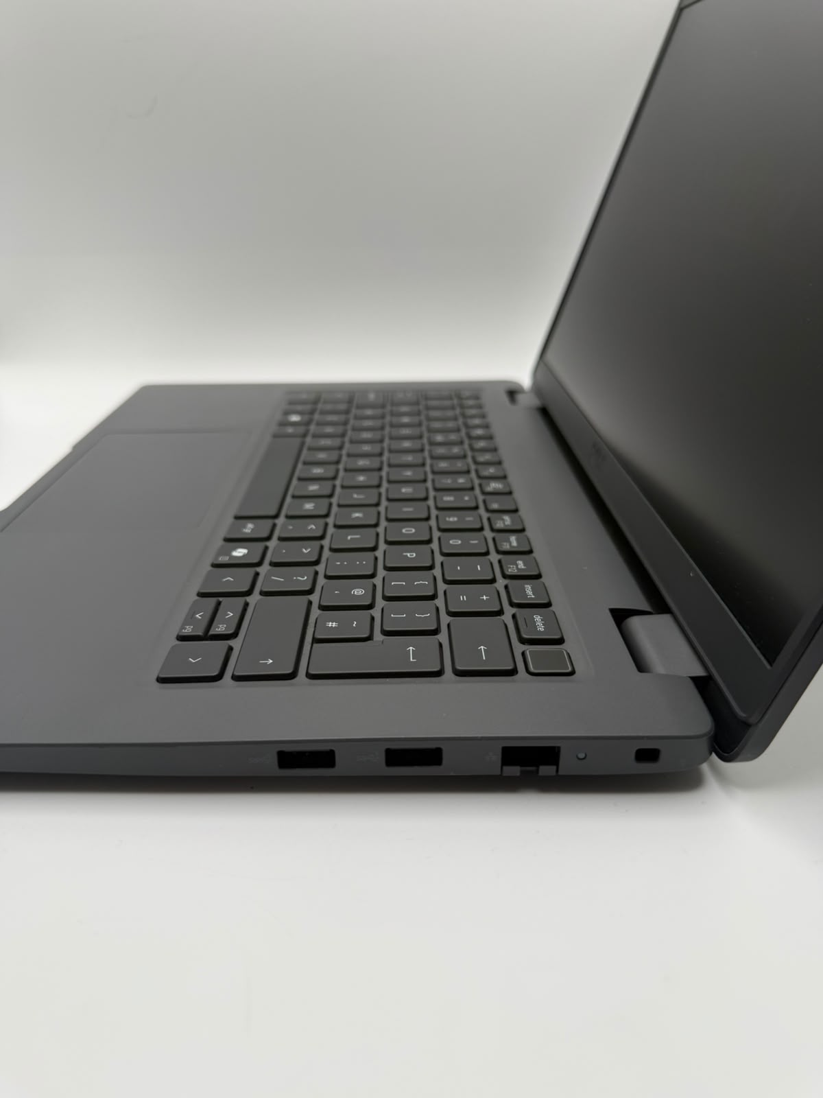 Dell Latitude 3450 512GB, Grade B.