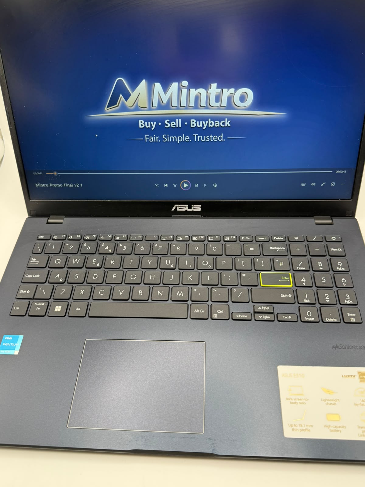 Asus Model E510K 128GB, Grade B.