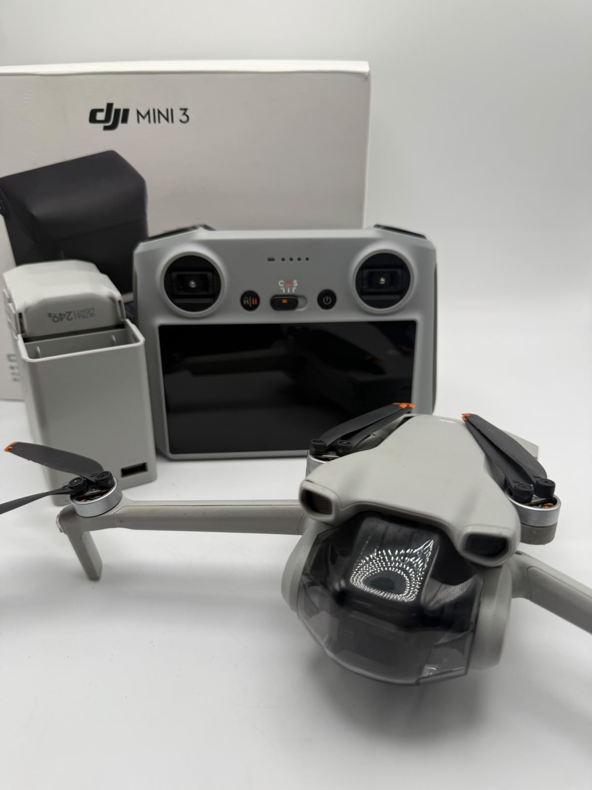 DJI Mini 3 Drone, Grade B