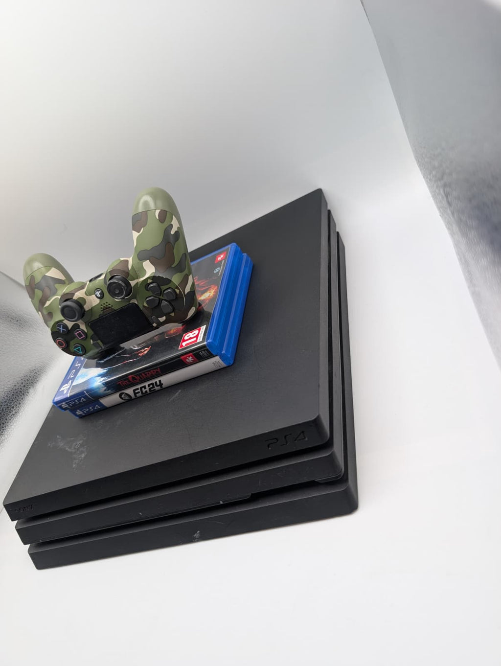 Sony PS4 Pro 1TB Black, Grade B