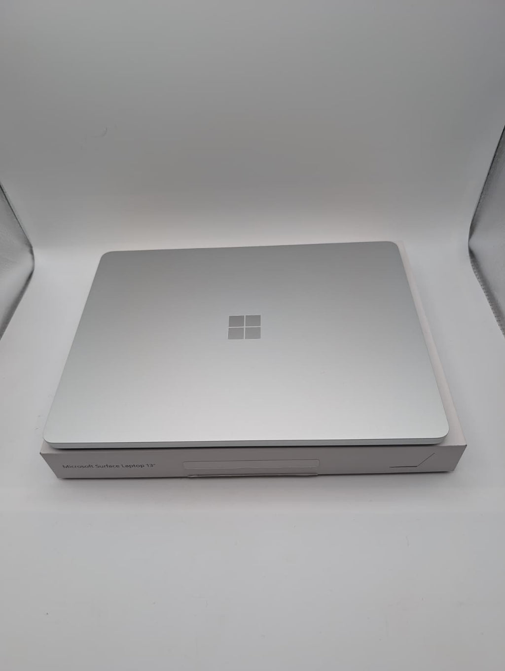 Microsoft Surface Model 2095, Grade A