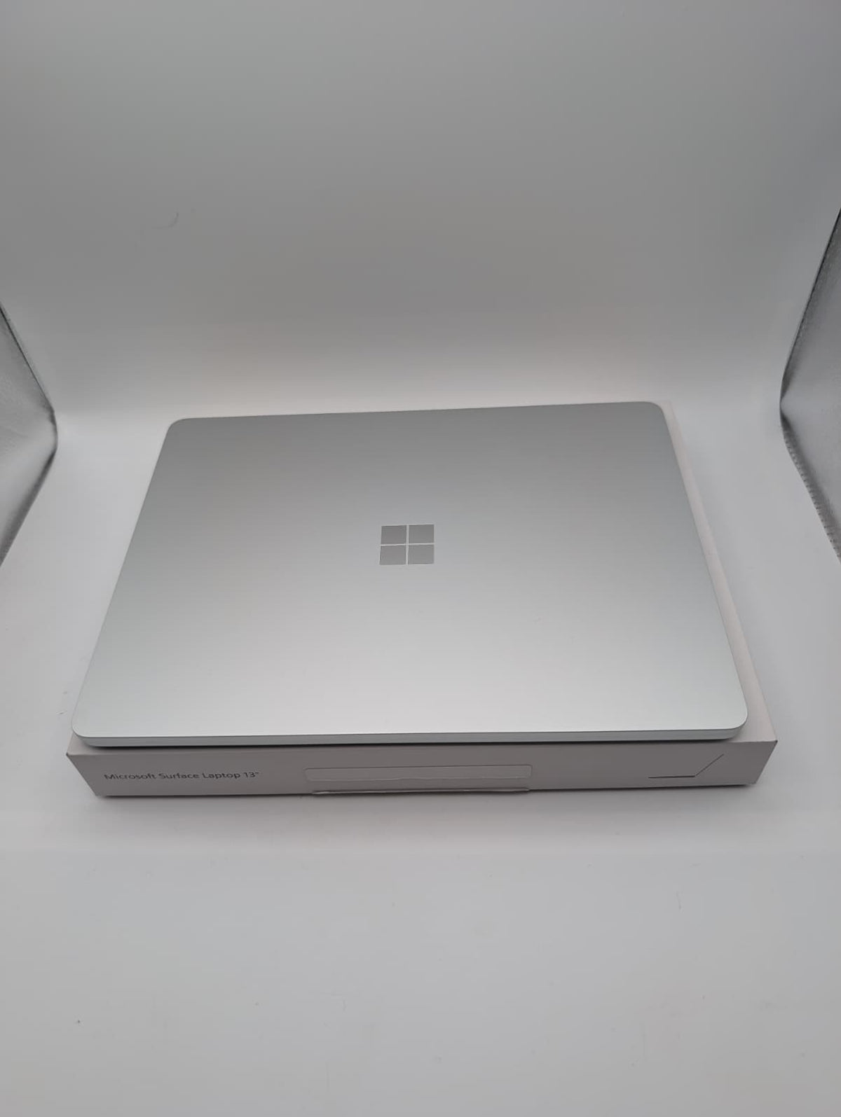 Microsoft Surface Model 2095, Grade A