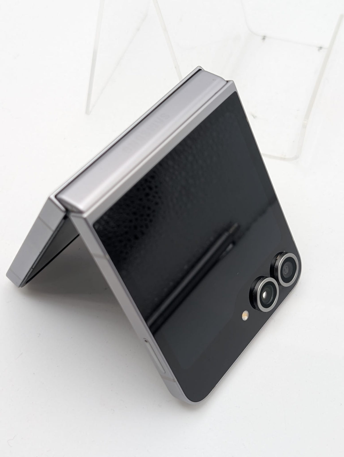 Samsung Galaxy Z Flip 6 256GB Silver, Grade C