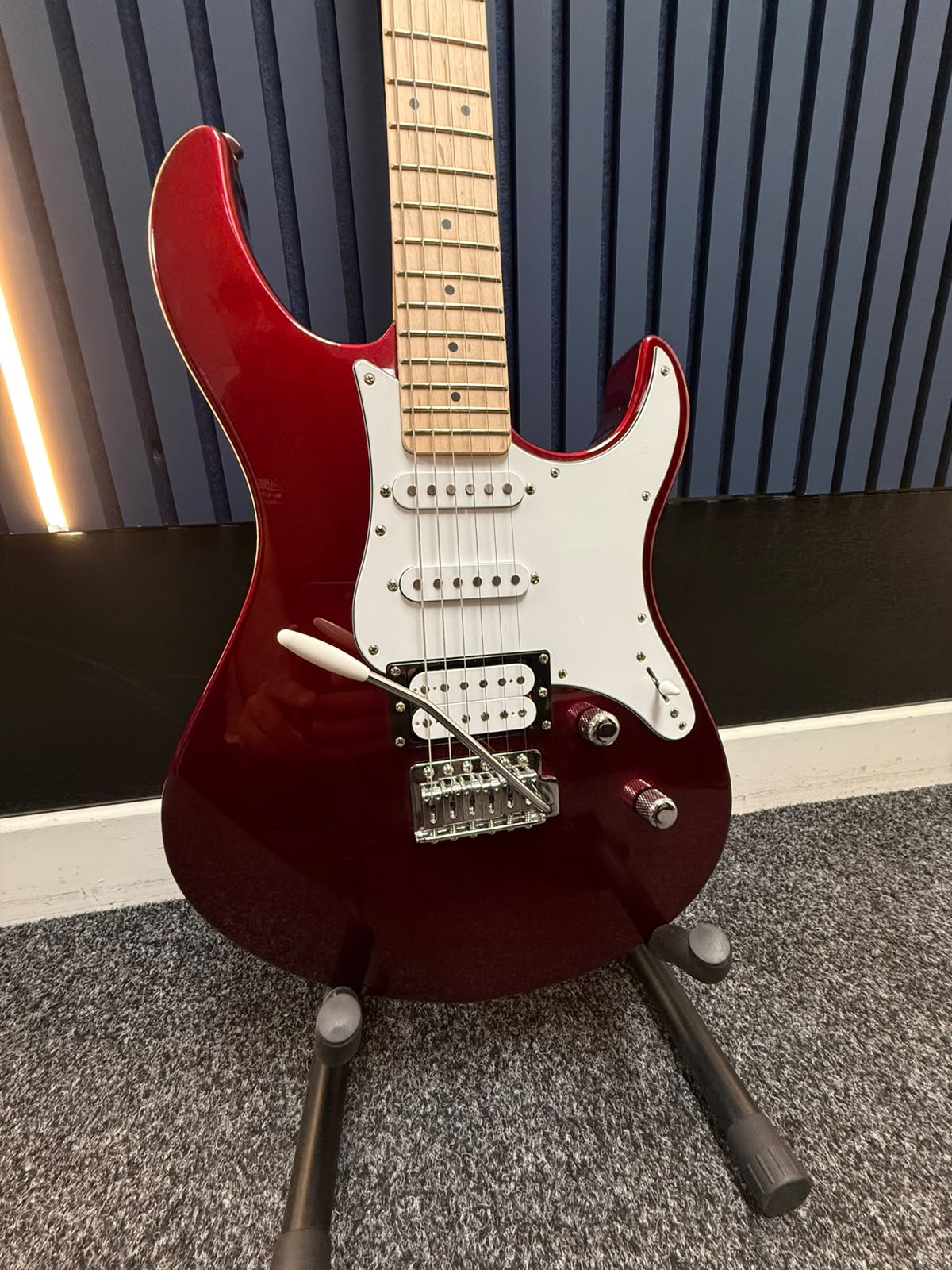 Yamaha Pacifica 112VM. Grade A