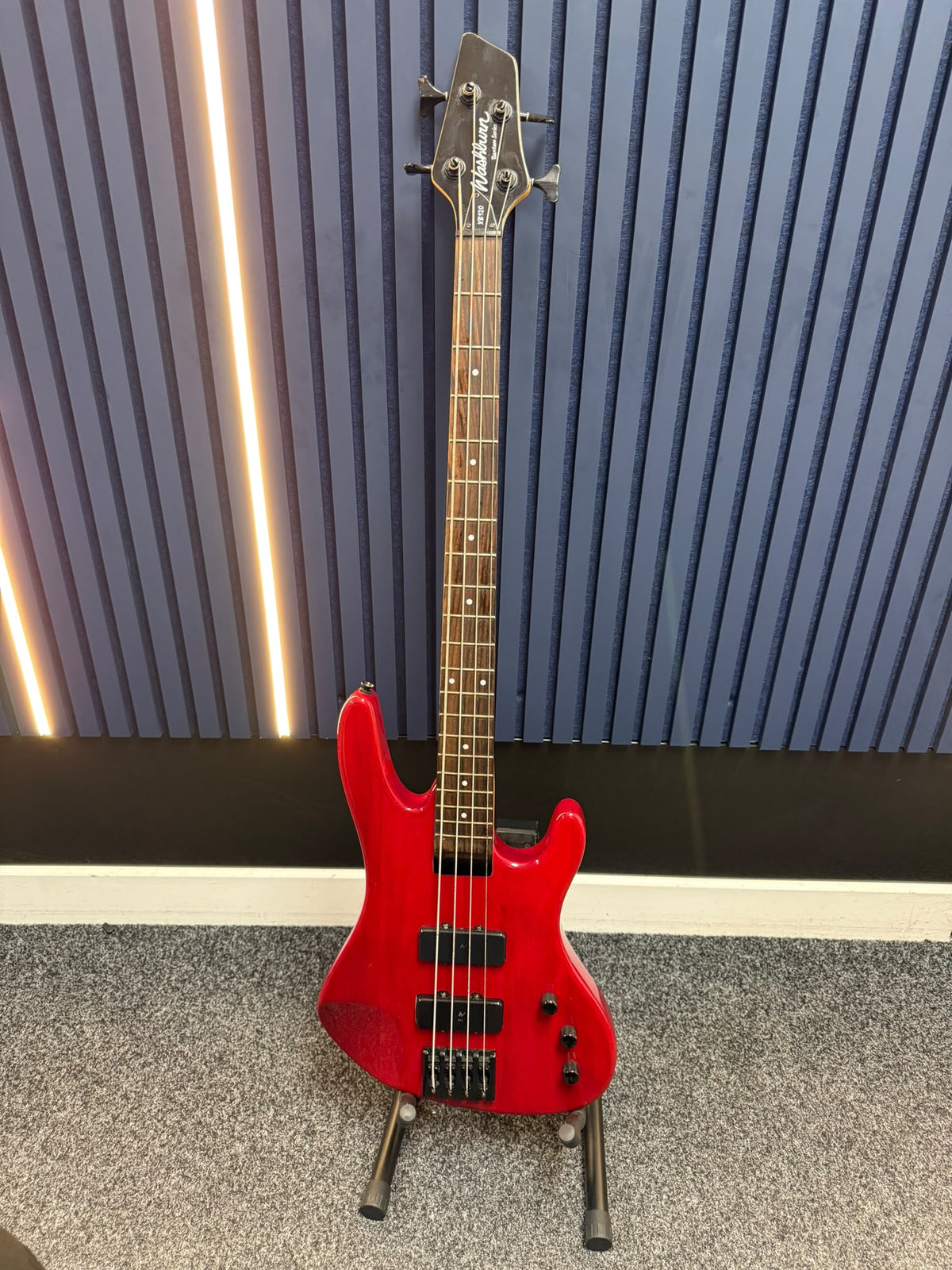 Washburn XB120 Bantam Series, Grade B