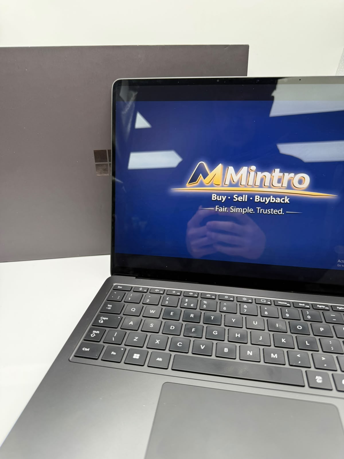 Microsoft windows surface 7th gen 512SSD, Grade A