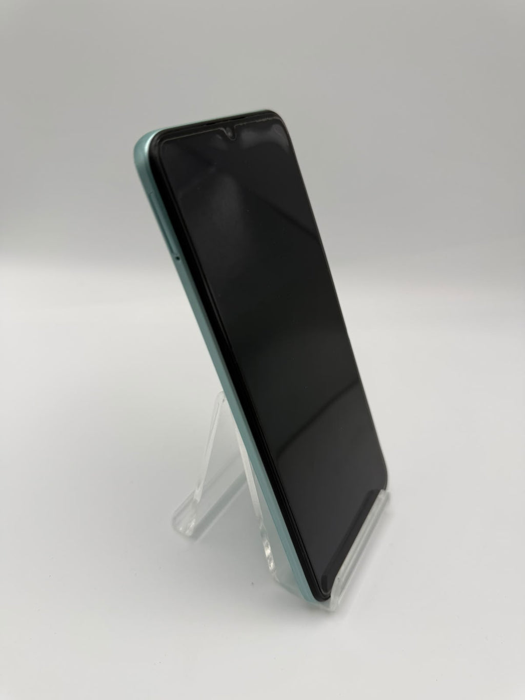 Samsung Galaxy A03 32GB, Grade B.