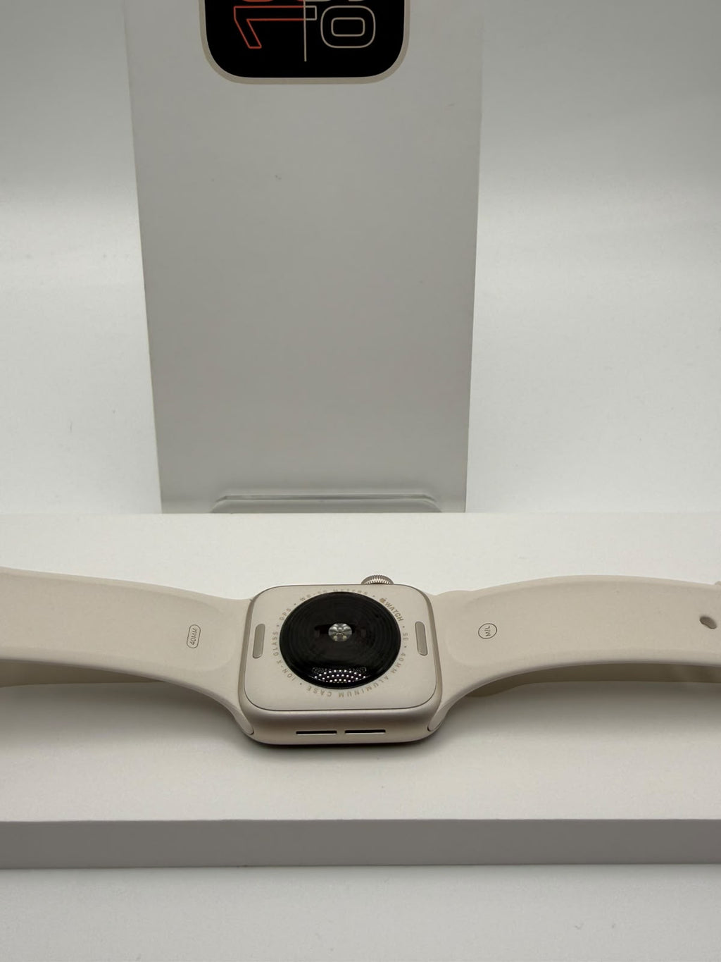 Apple watch SE, Grade A.