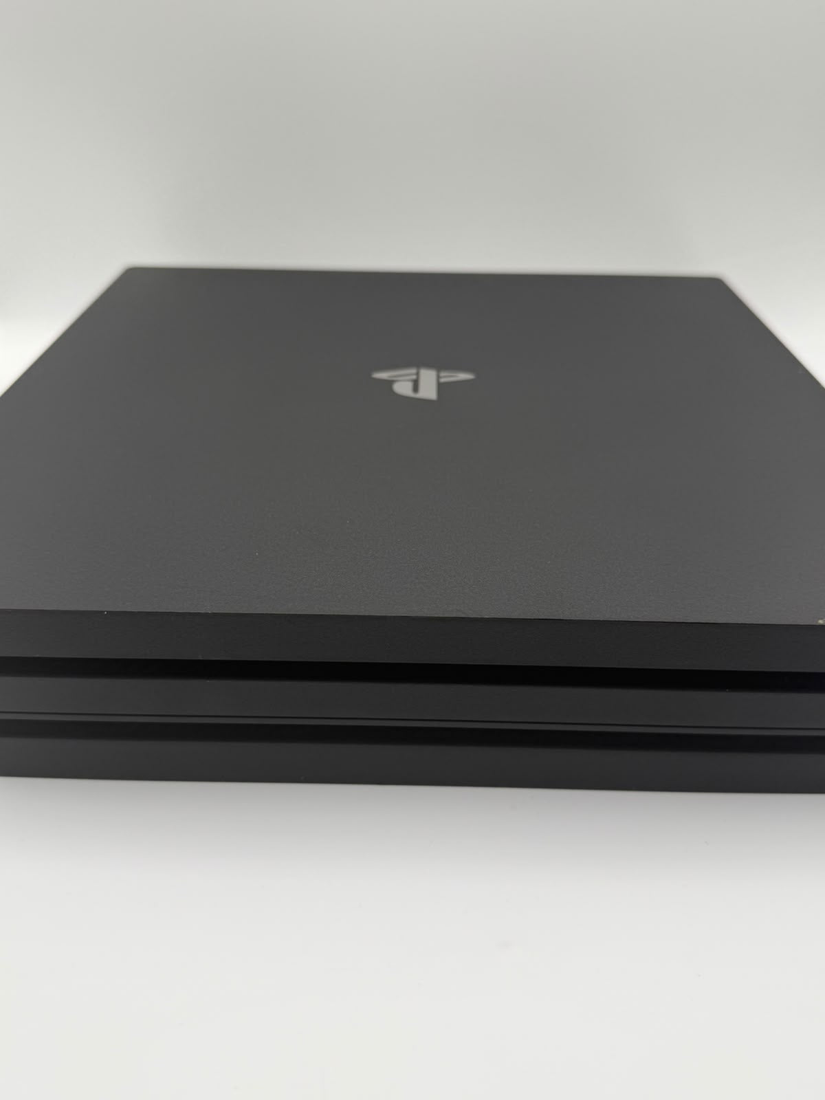 Sony PS4 Pro 1TB Black, Grade B