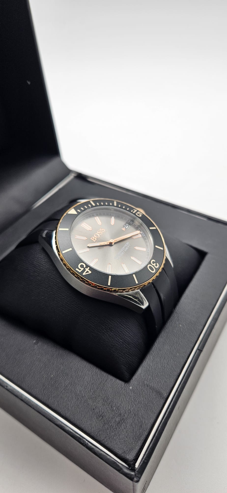 Boss Ocean Edition Gents Wristwatch , Grade A