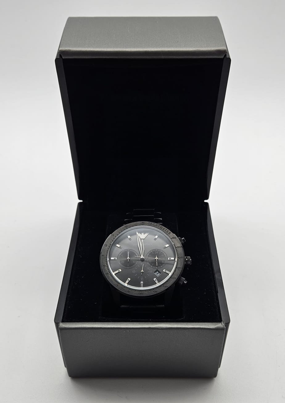Emporio Armani Gents Wristwatch, Grade A