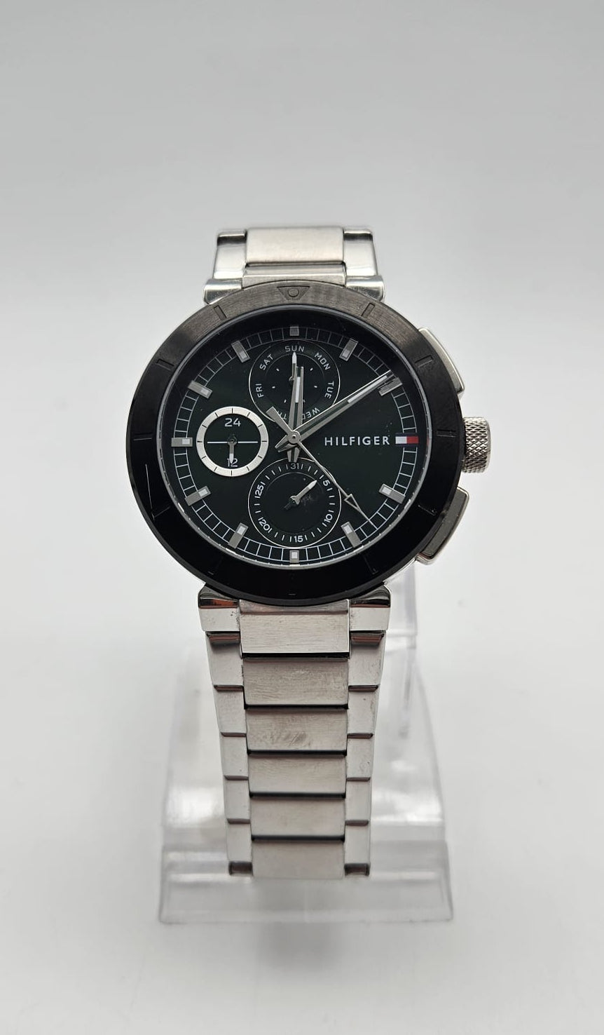 Hilfiger Gents Wristwatch, Grade B