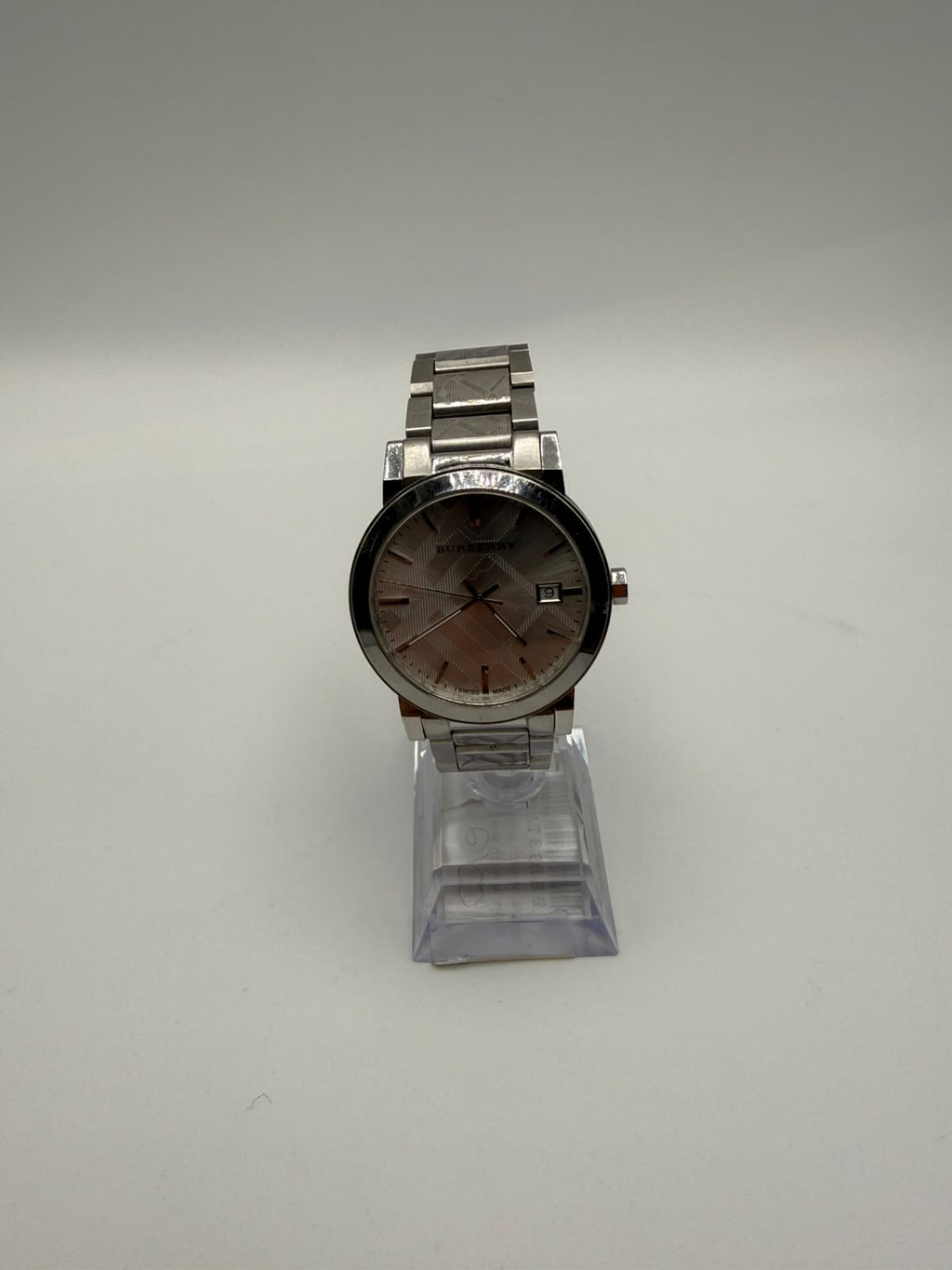 Burberry The city Silver-tone satainless steel watch, Grade B.