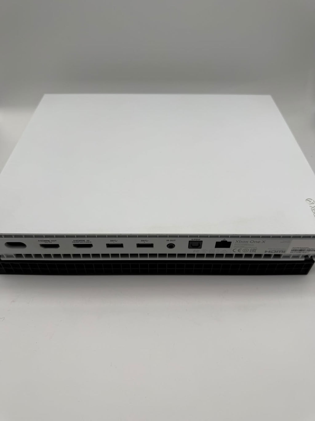 Microsoft Xbox One X 1TB White, Grade B