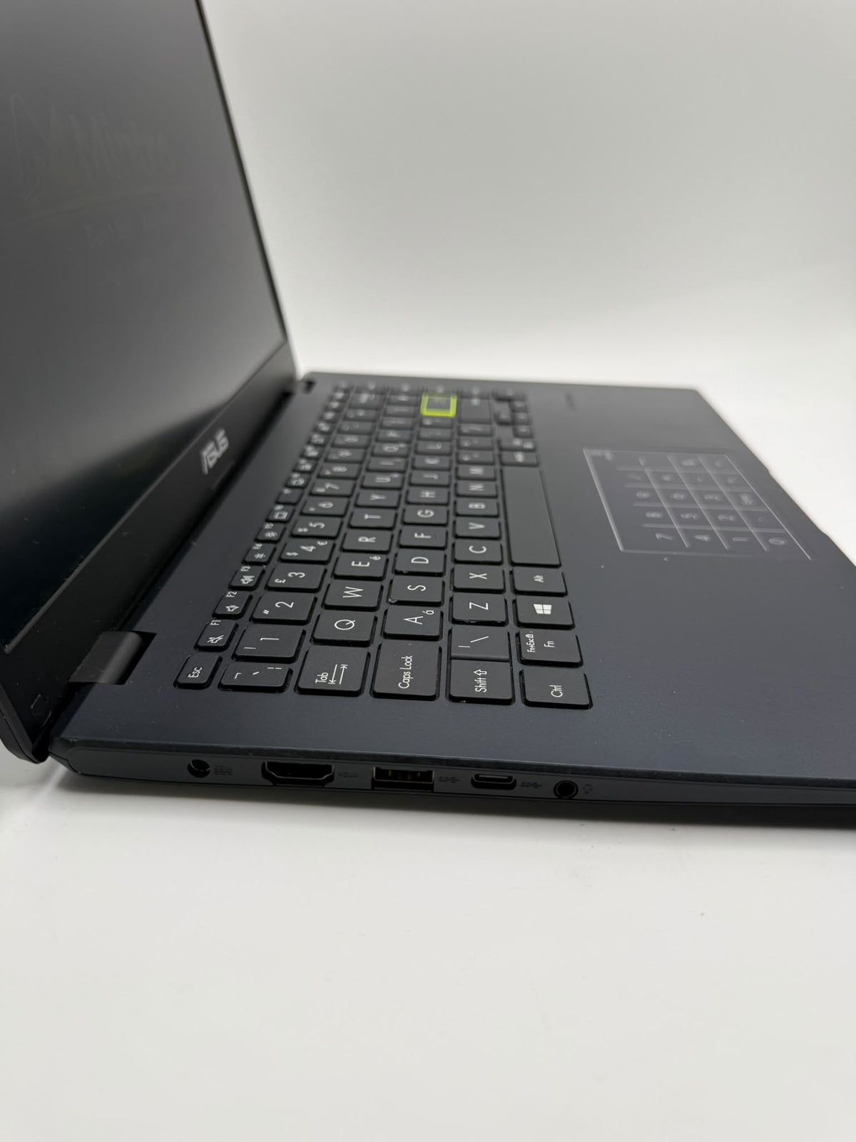 Asus Laptop E410 128GB, Grade B.