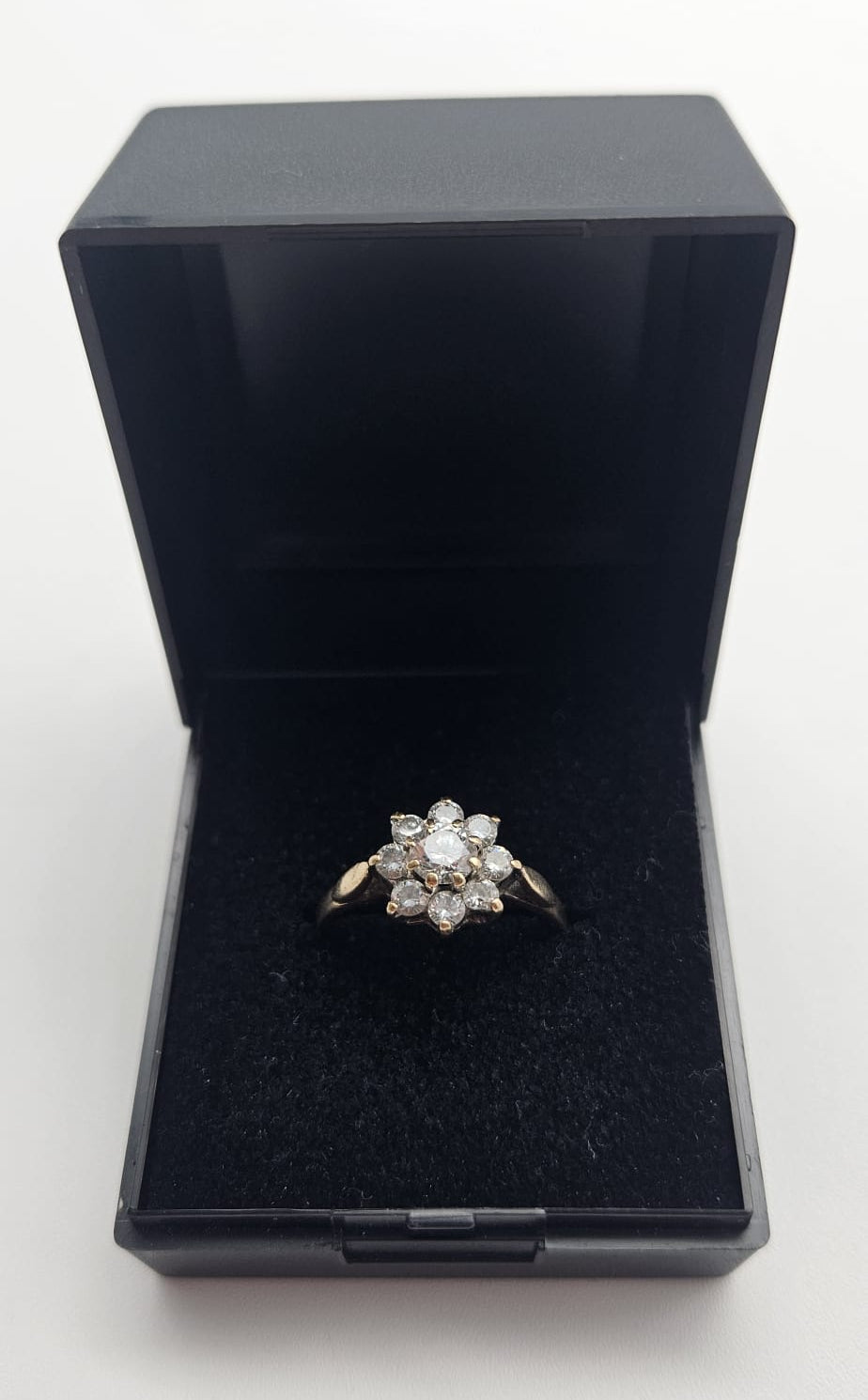 9ct Cubic Zirconia Gold Ring , Size O½, 2.48
