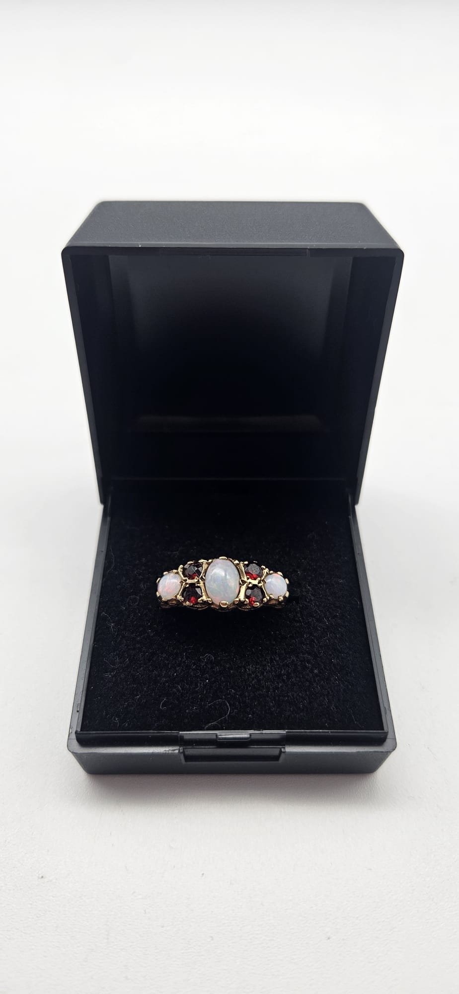 9ct Opal & Garnet Gold Ring, Size K, 3.06g