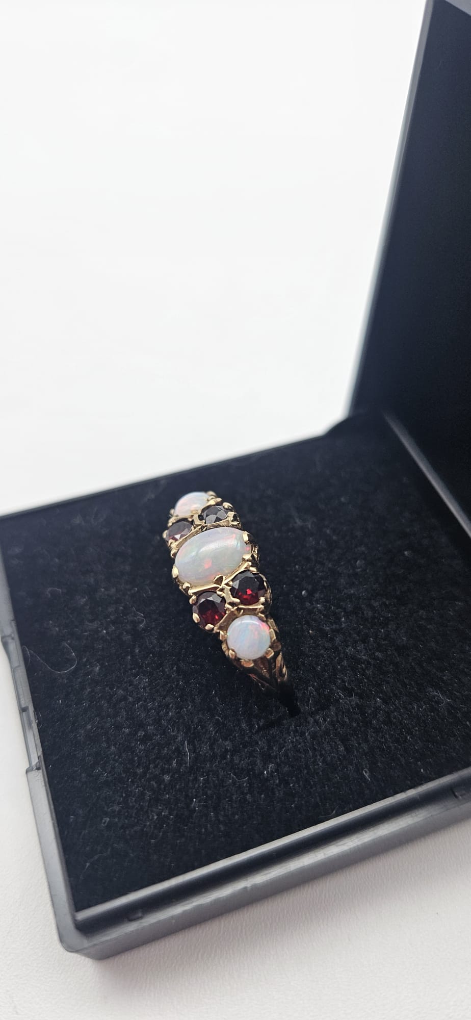 9ct Opal & Garnet Gold Ring, Size K, 3.06g