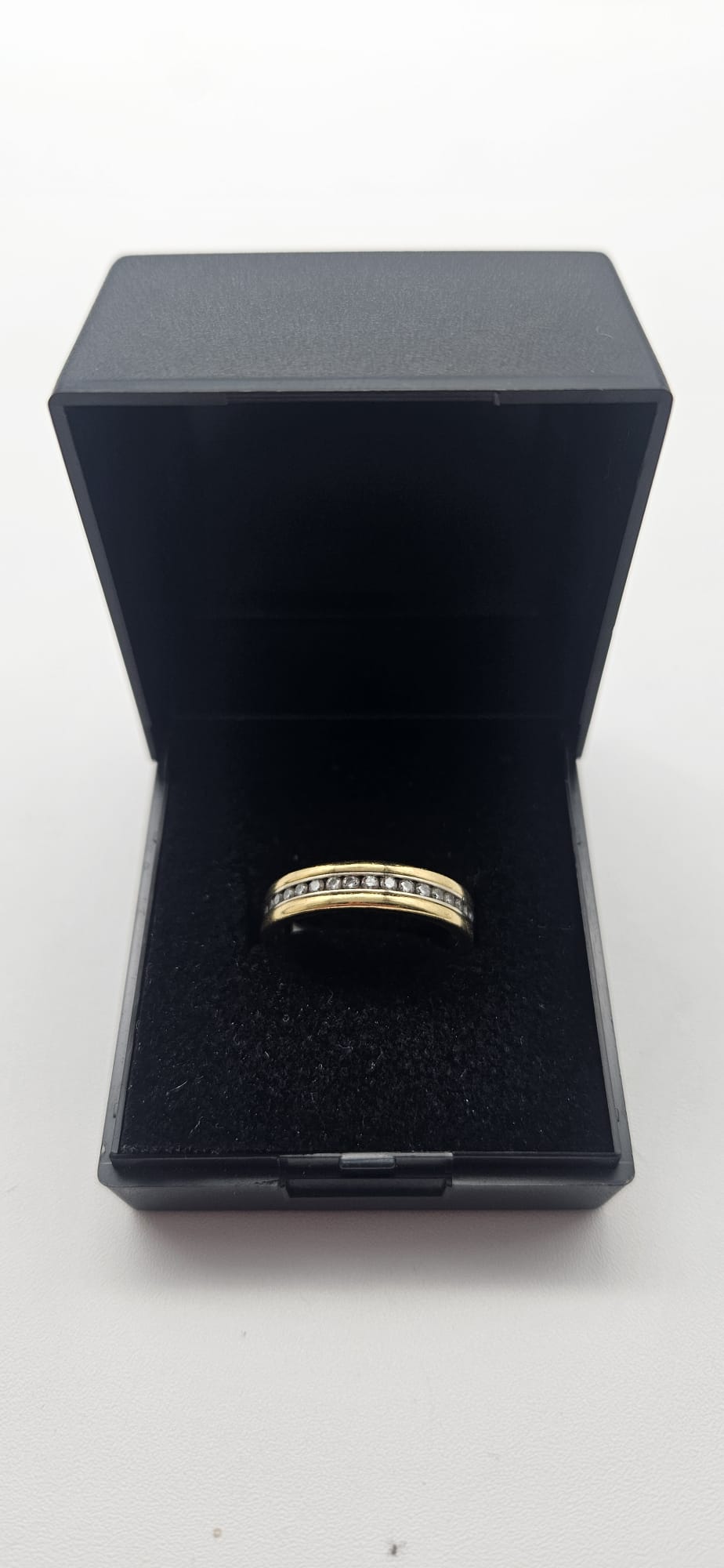 18ct Gold & white gold Band Ring , Size L½ , 4.06g
