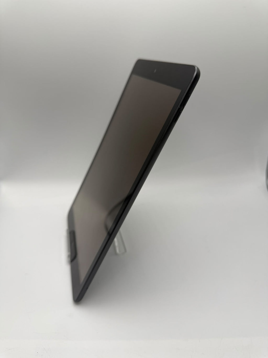 Apple iPad (9th gen) 64GB Space Grey, Grade B