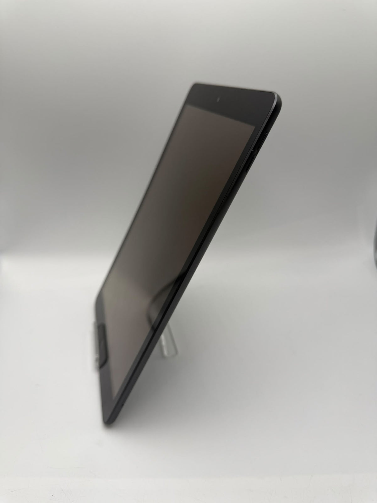 Apple iPad (9th gen) 64GB Space Grey, Grade B