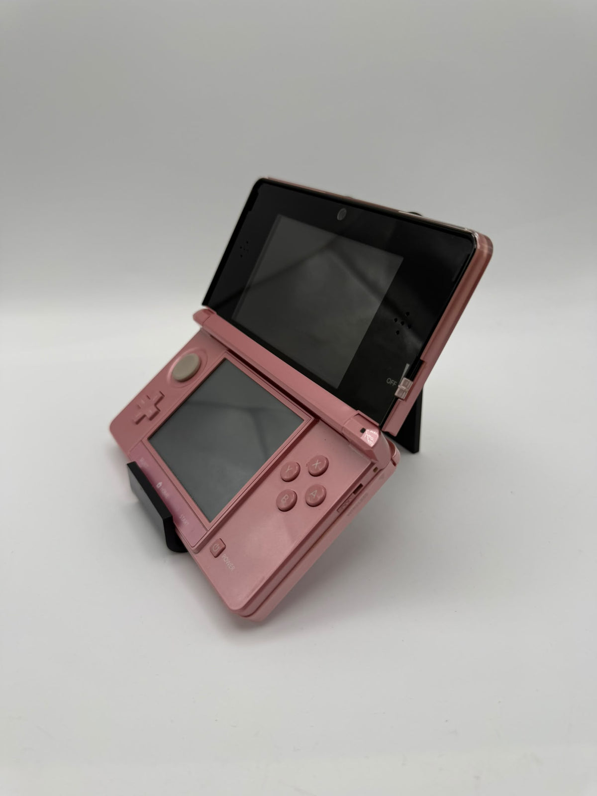 Nintendo 3D DS, Grade B.