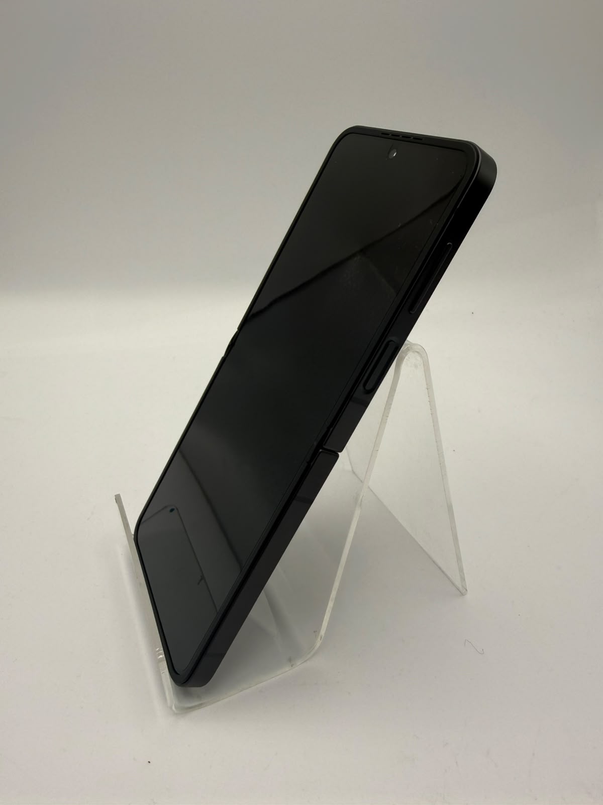 Samsung Galaxy Z Flip 6 256GB Black, Grade B