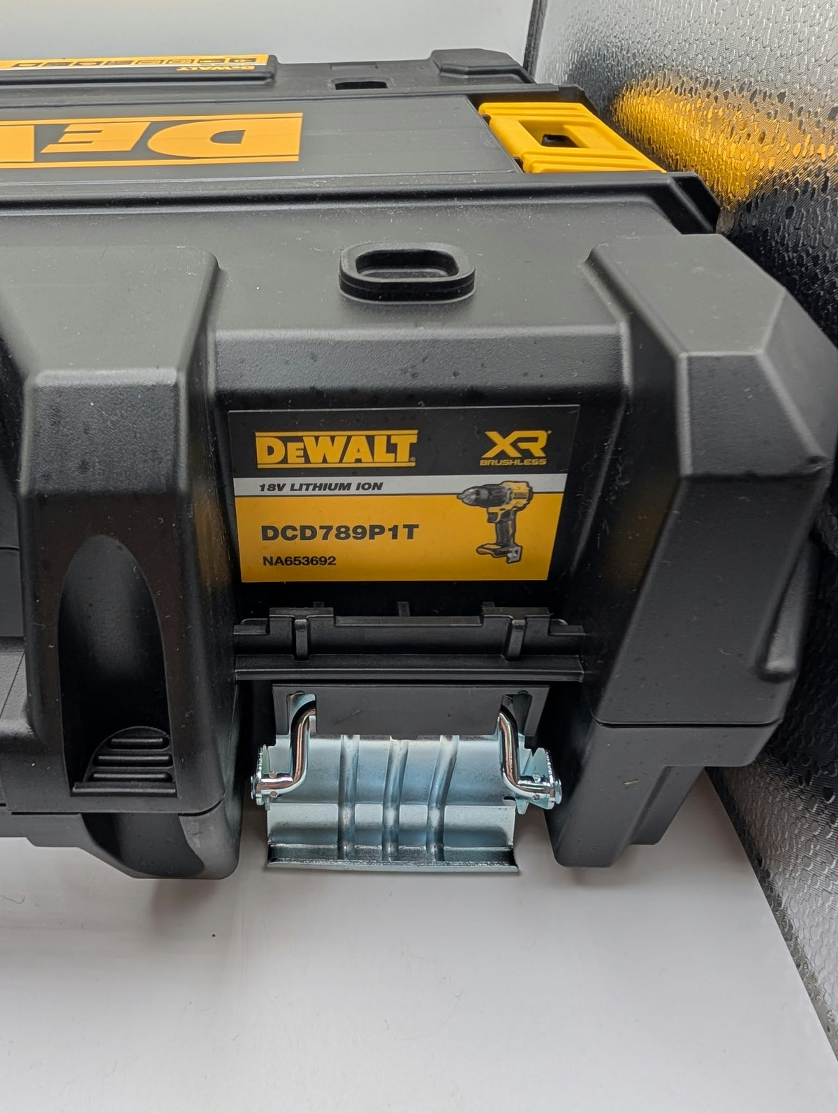 Dewalt DCD789P1T, Grade B