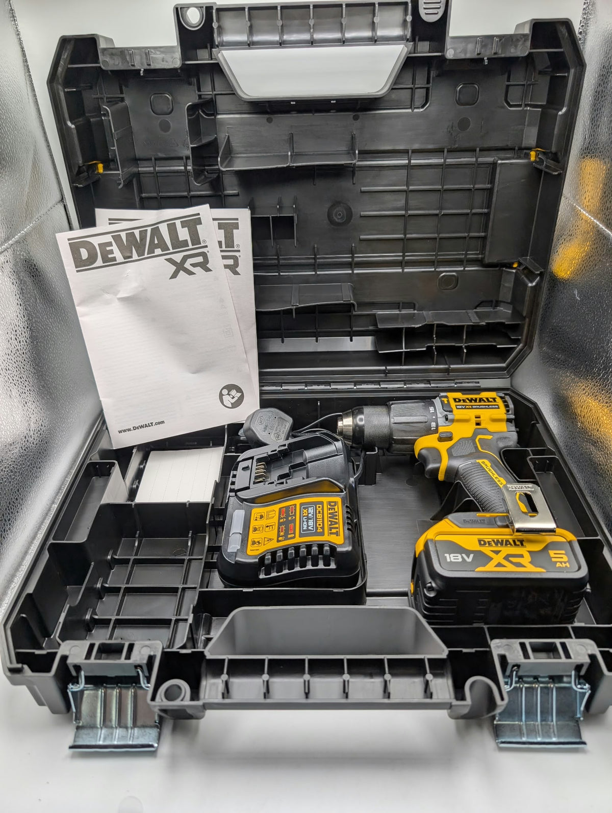 Dewalt DCD789P1T, Grade B