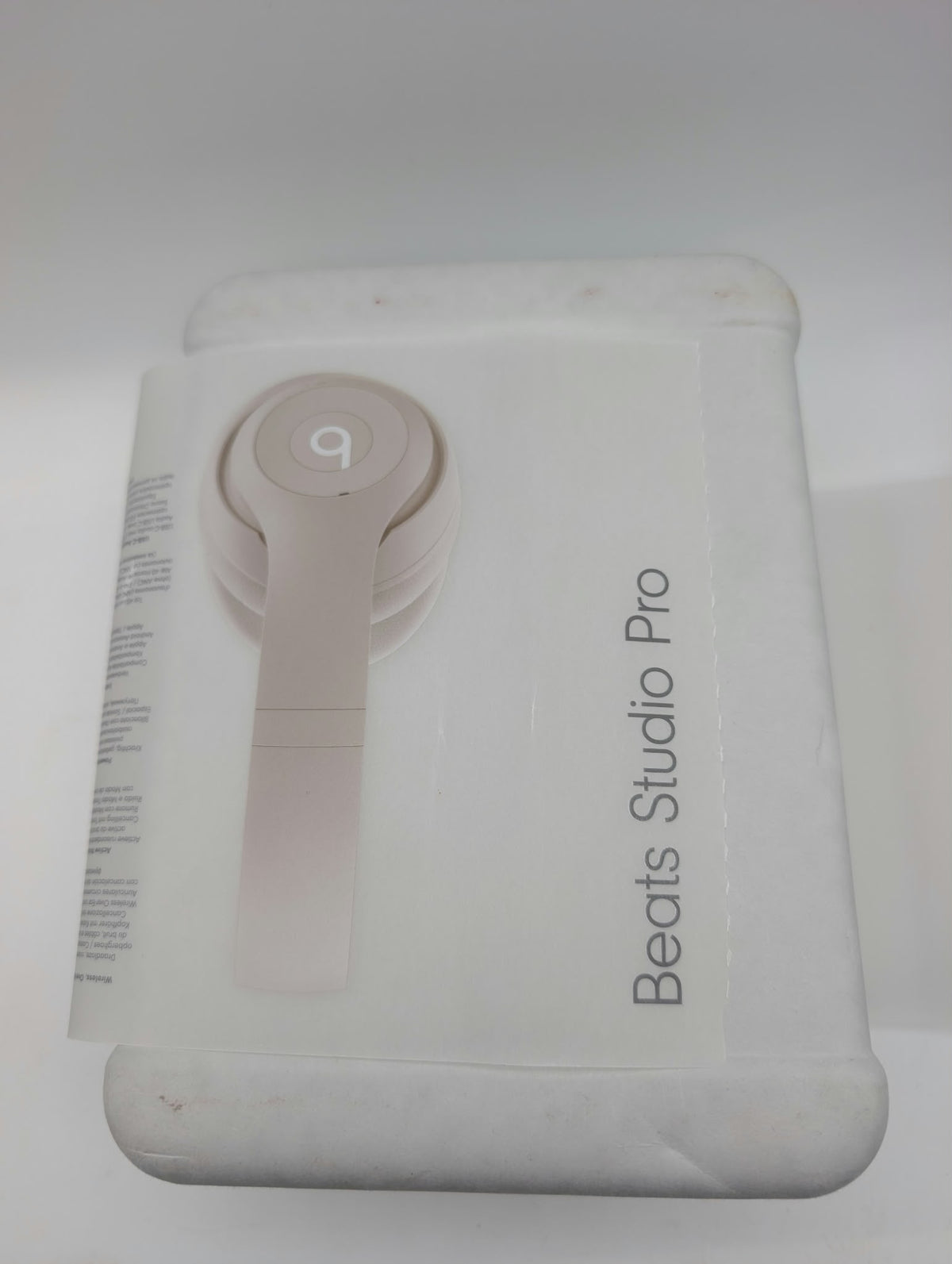 Beats Studio Pro Headphones, Grade B