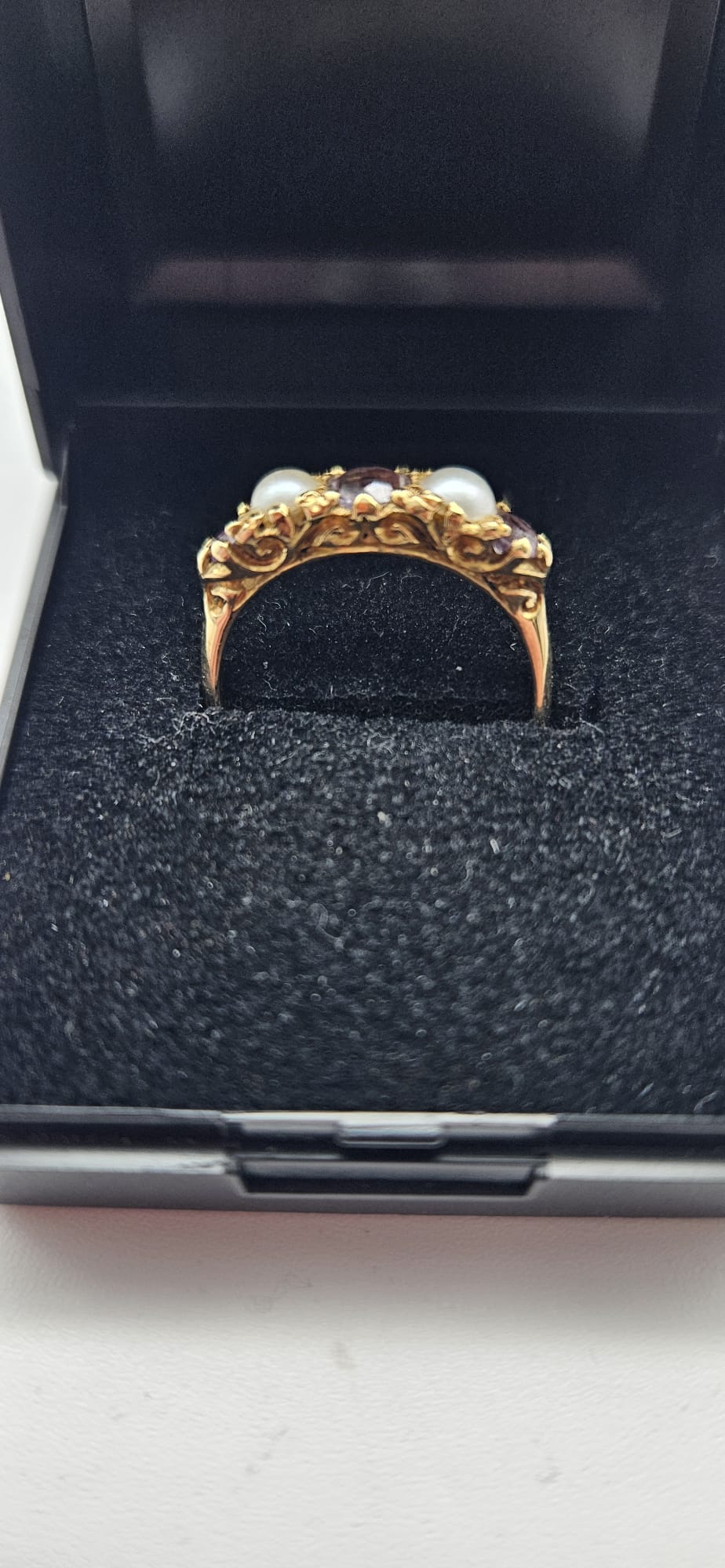 18ct Pearl & Purple Gem Ring, Size N, 3.09g
