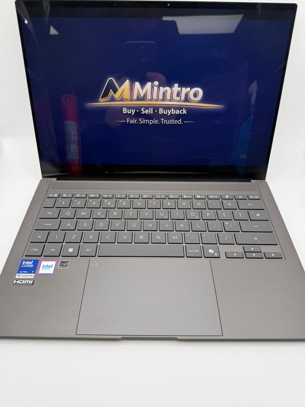 Asus Zenbook 1TB, Grade B.