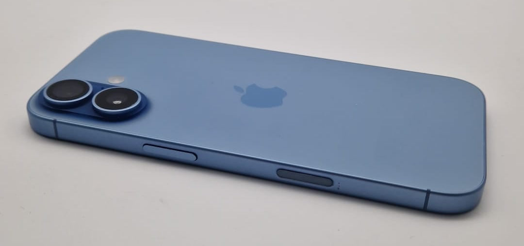 Apple iPhone 17 256gb Mist Blue, Grade A