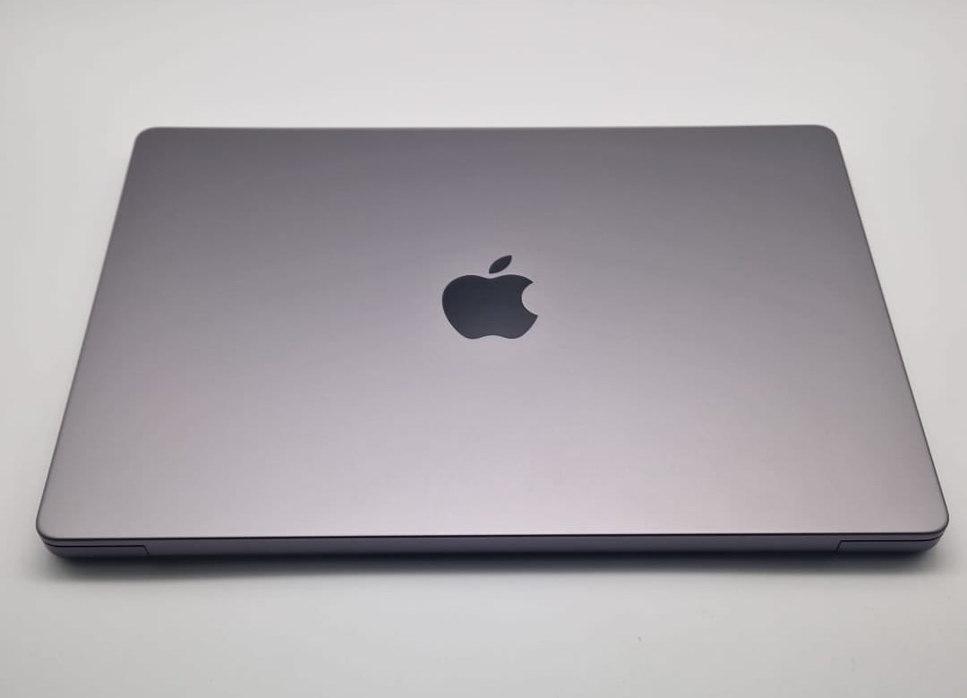 Apple Macbook Pro 14" M2 Max 1tb Silver, Grade A