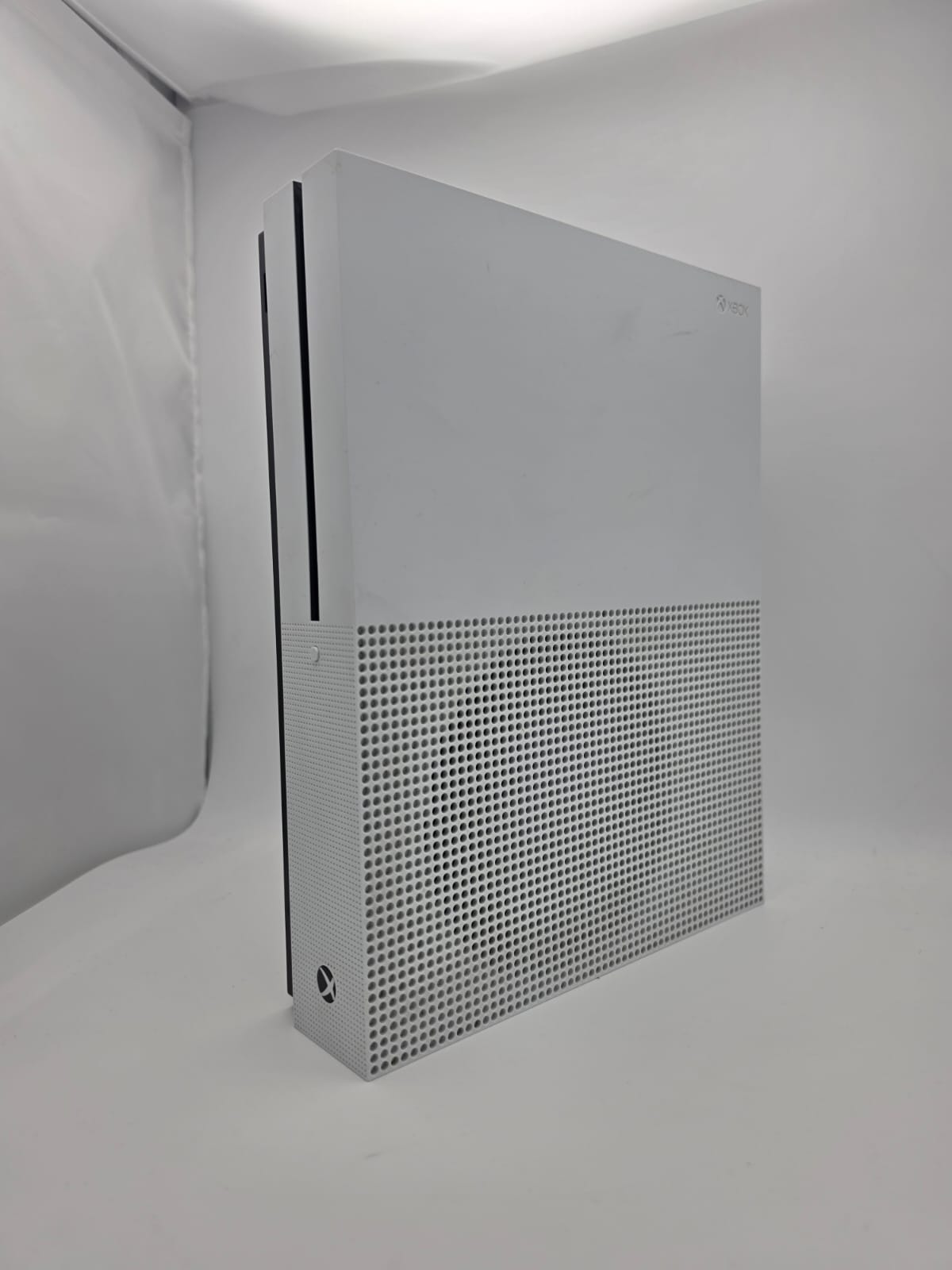 Microsoft Xbox One S 1TB White, Grade B