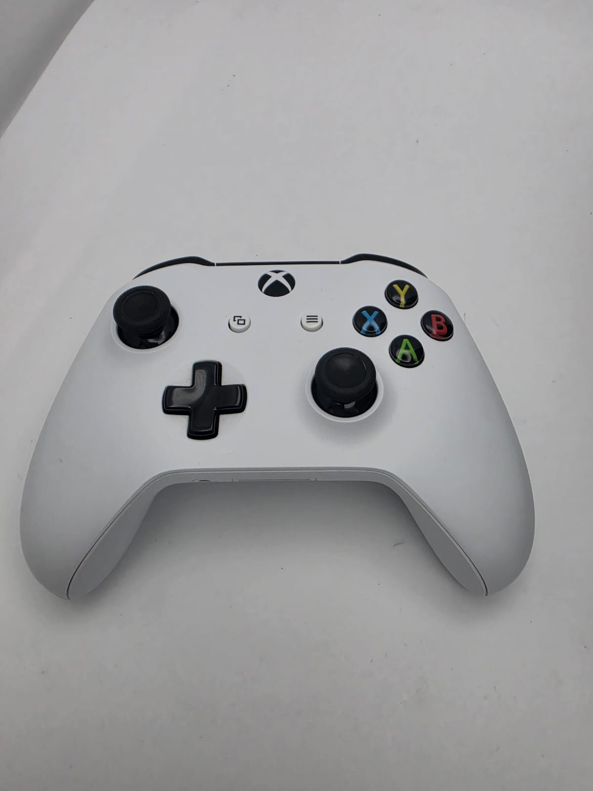 Microsoft Xbox One S 1TB White, Grade B