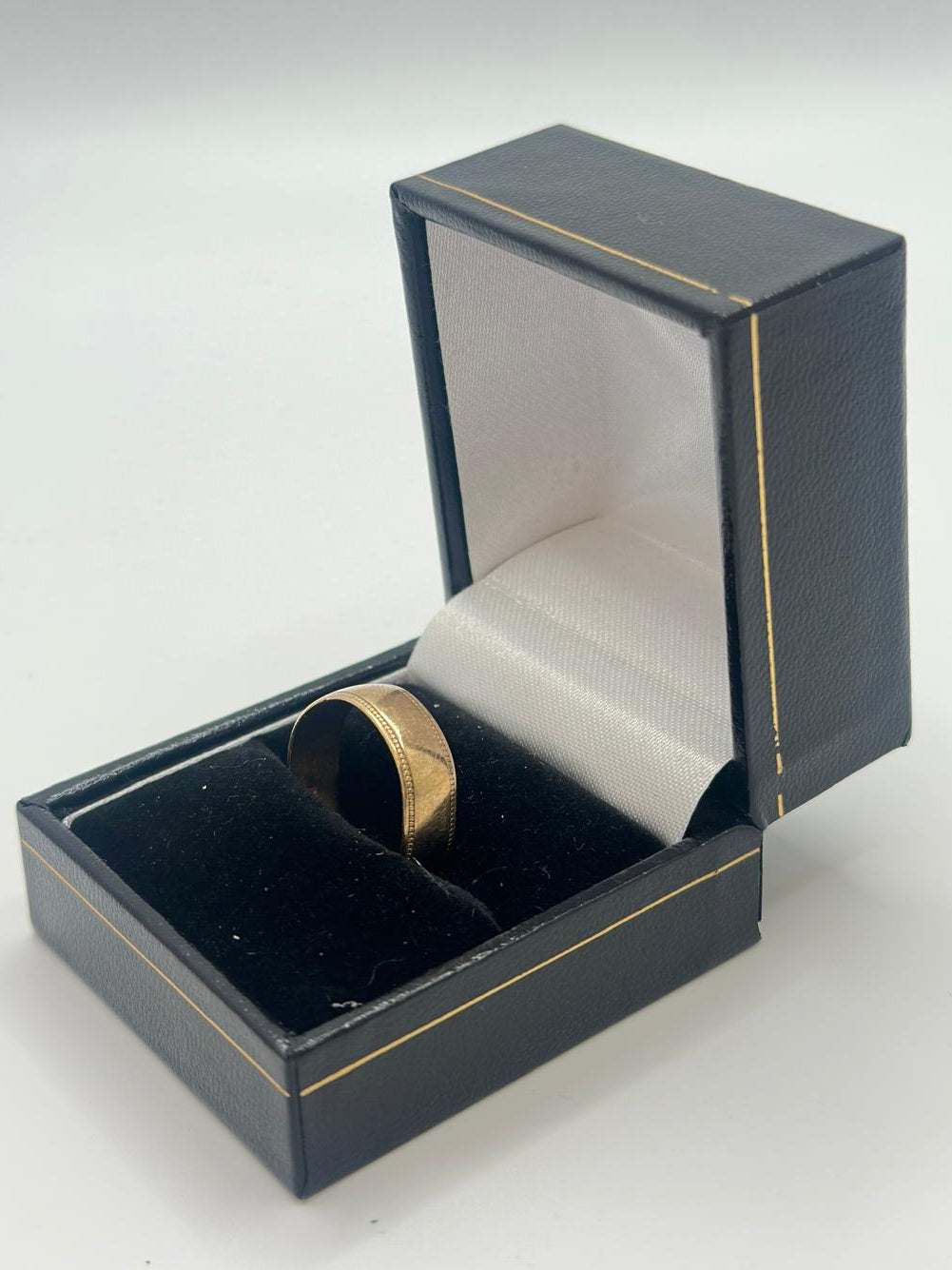 9ct, 3g, Gold Band Ring, Size P
