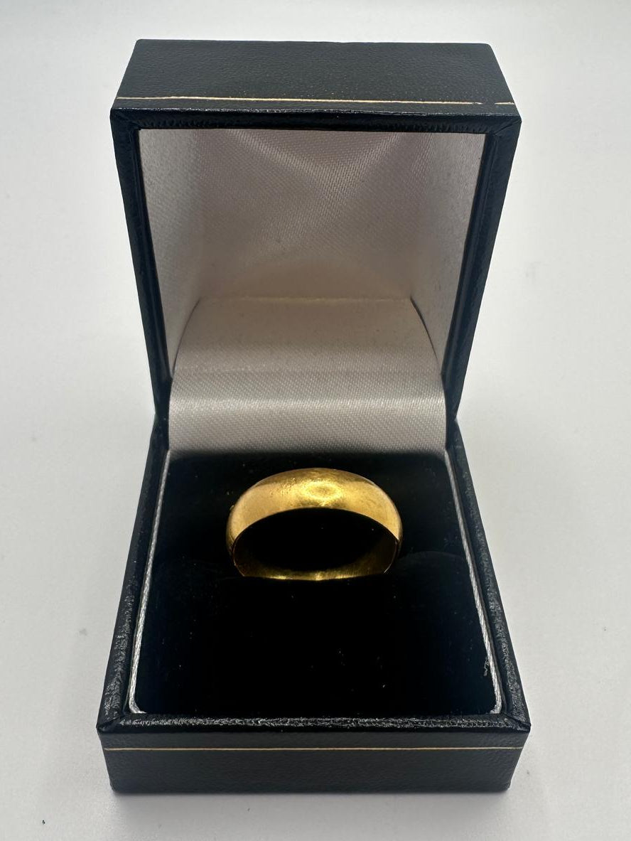 22ct, Gold Wedding Band Ring, Size T, 6.17g
