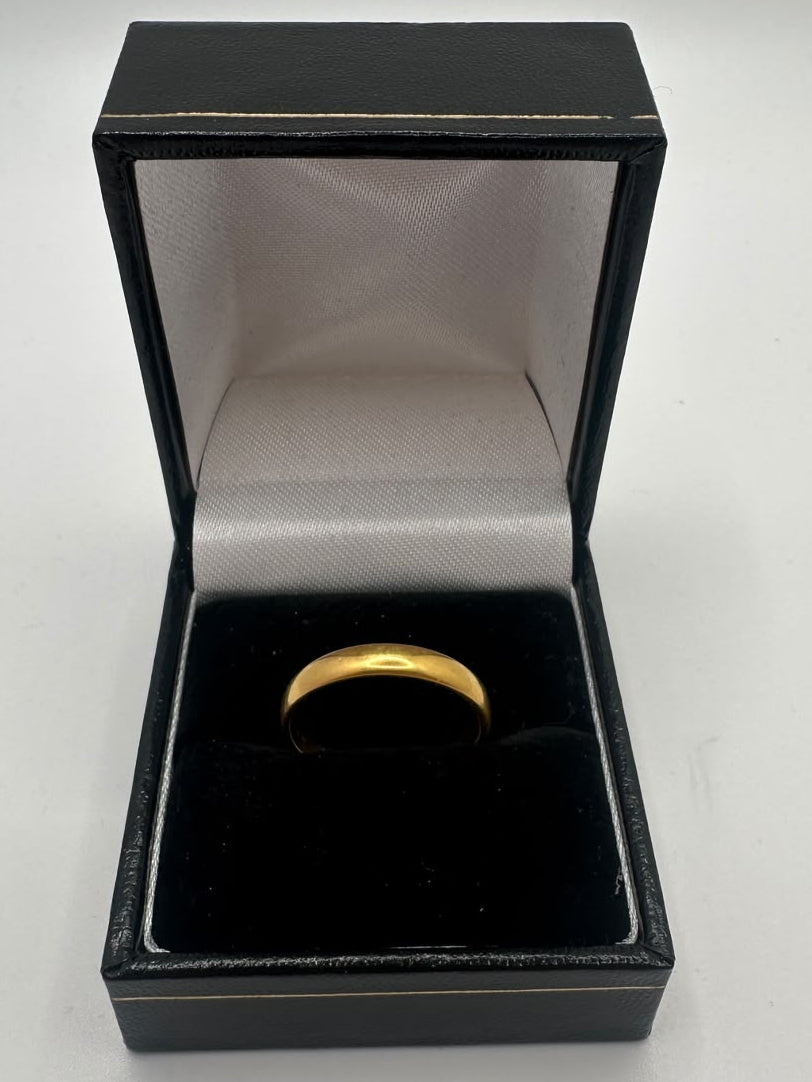 22ct, Gold Wedding Band Ring, Size O, 3.60g