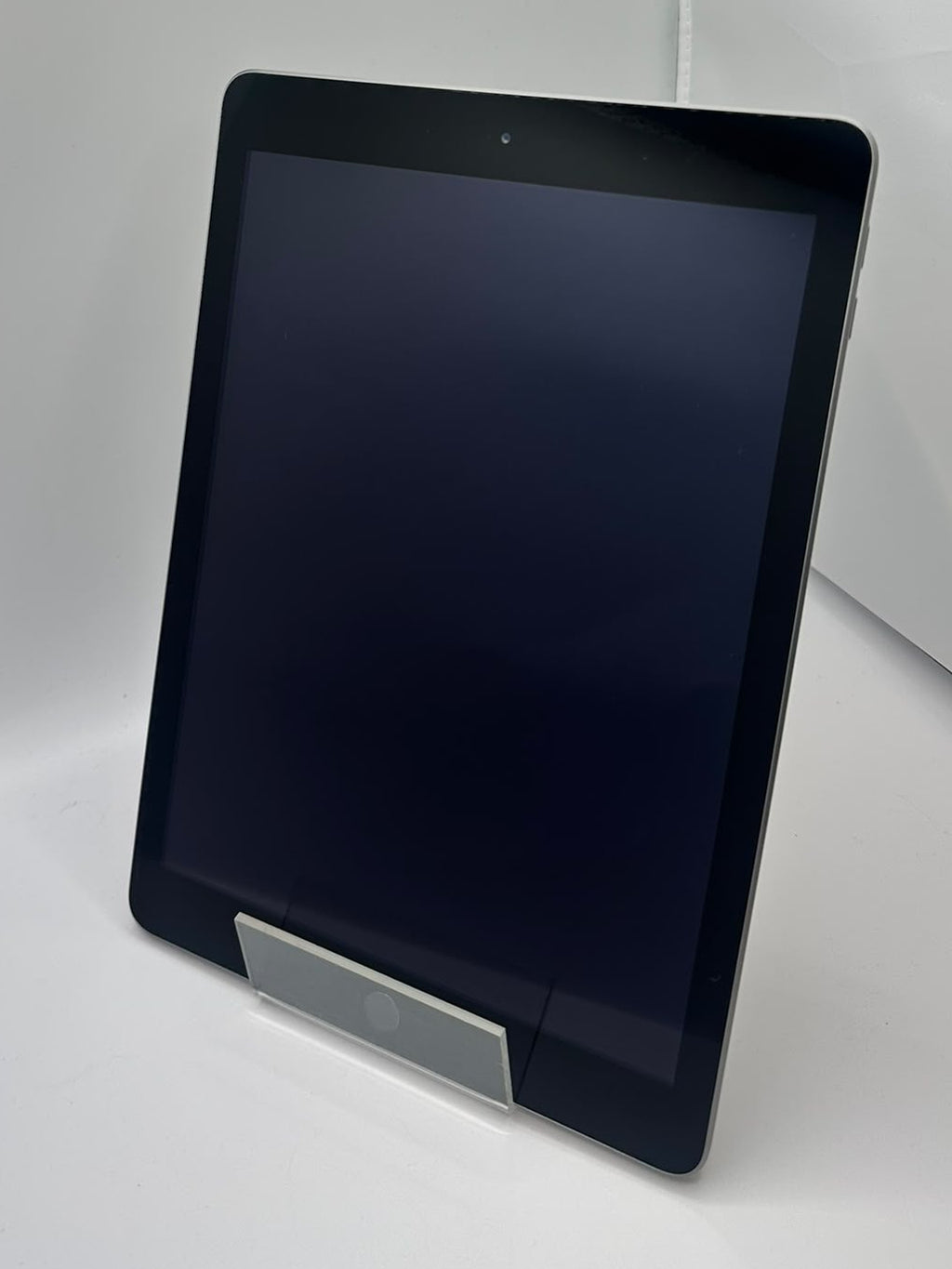 Apple iPad 5th Gen 32GB Black, Grade B