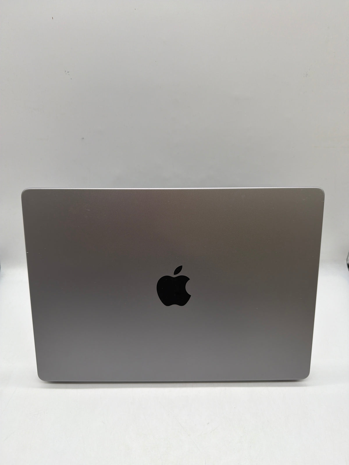Apple MacBook Pro 14" M1 Pro 1TB Silver, Grade B