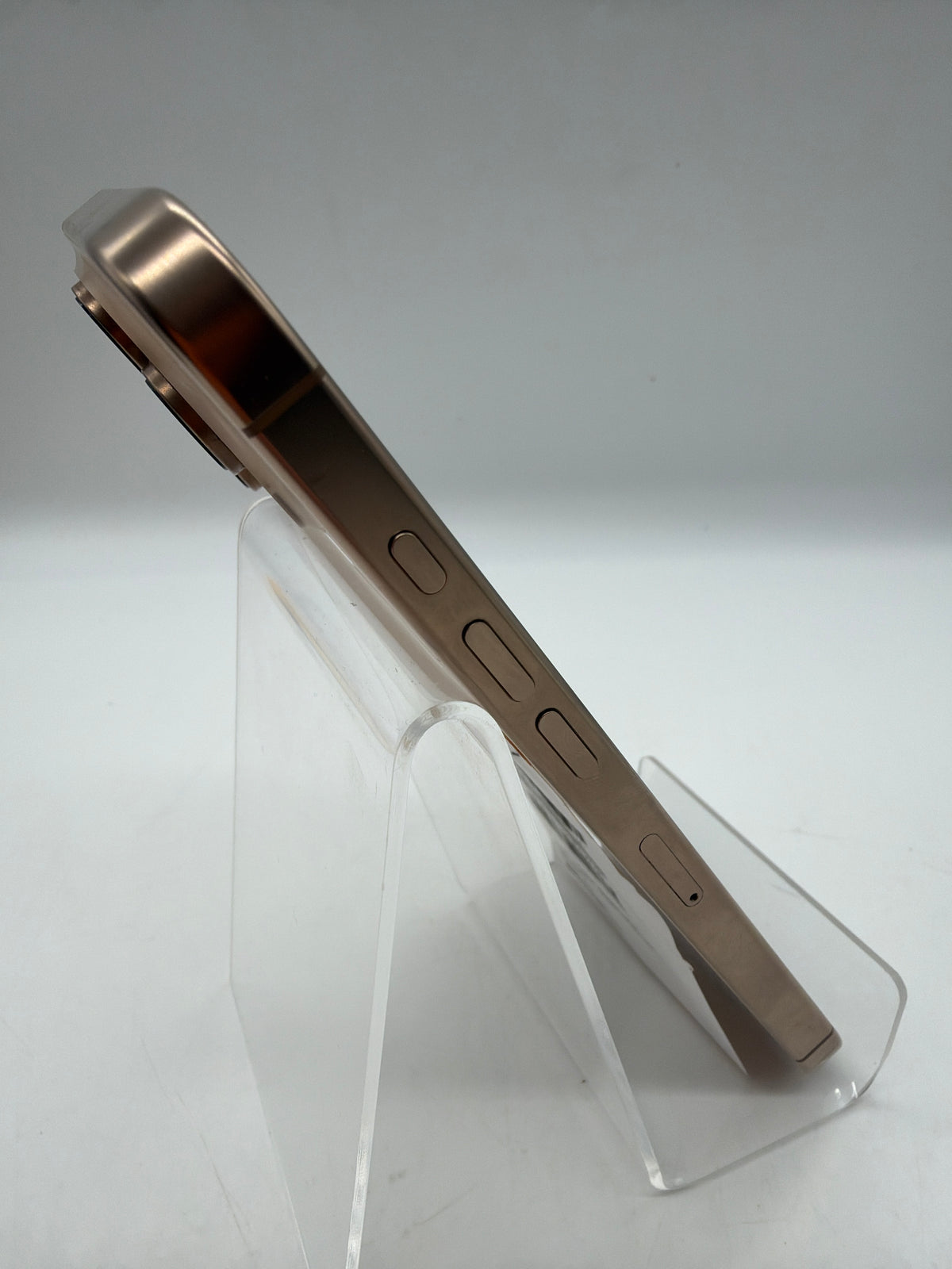 Apple iPhone 16 Pro Max 256GB Desert titanium, Grade C